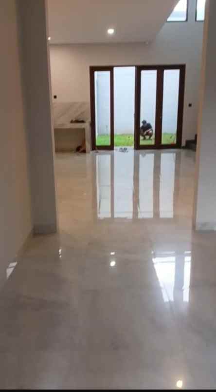 dijual rumah di dalam komplek bojongsoang kab bandung