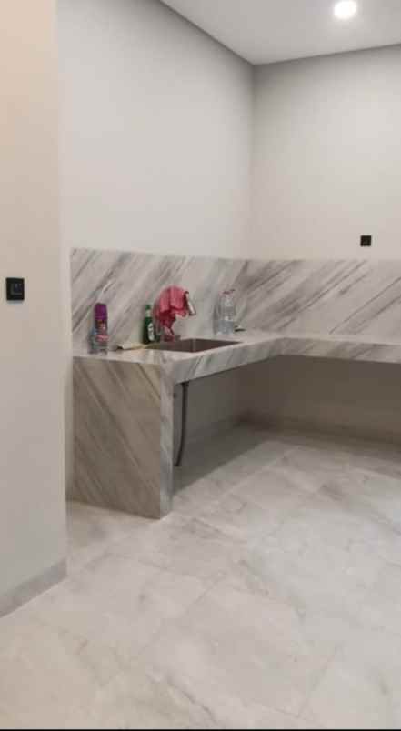 dijual rumah di dalam komplek bojongsoang kab bandung