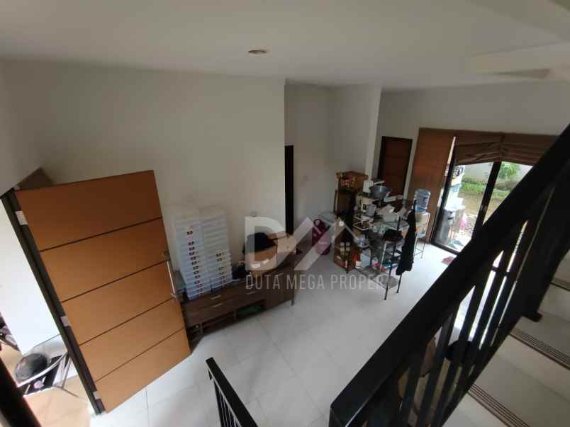 dijual rumah di discovery bintaro