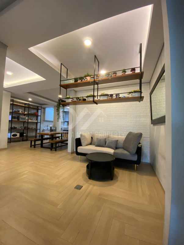 dijual rumah di graha bintaro