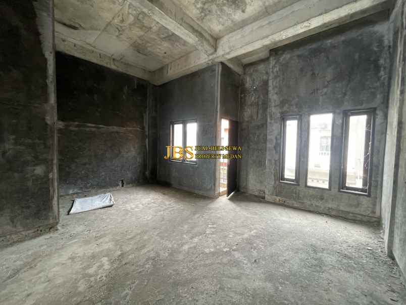 dijual rumah di komplek pandan hijau residence medan