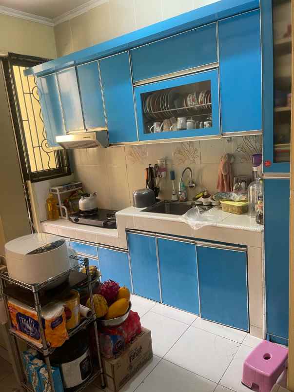 dijual rumah di legenda wisata cibubur