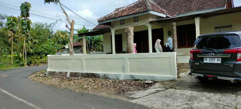 dijual rumah di piyaman ngerboh wonosari