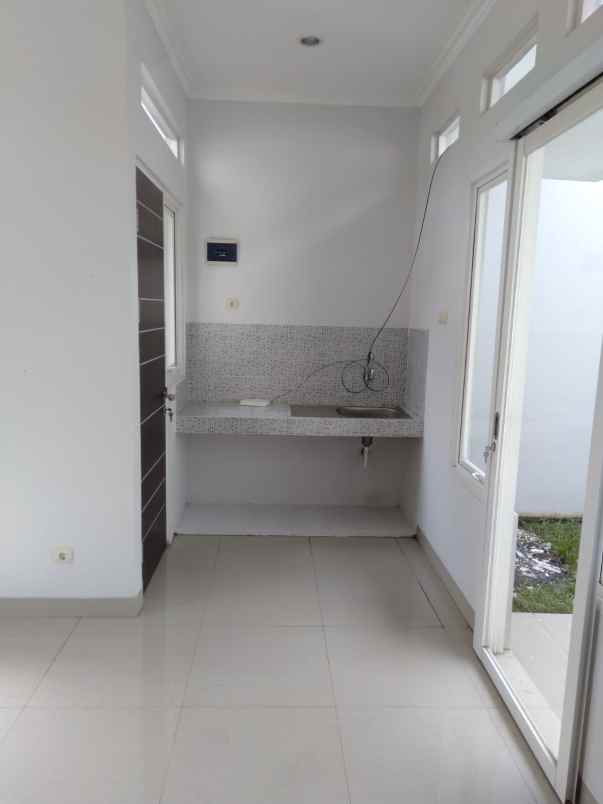dijual rumah di samira residence sentul selatan
