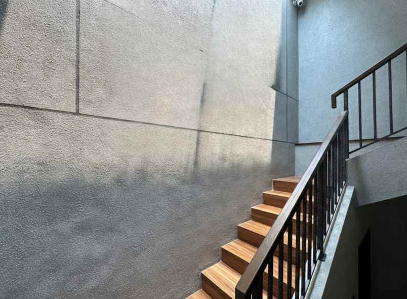 dijual rumah discovery bintaro sektor 9