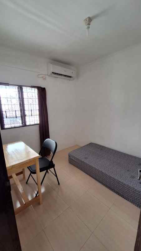 dijual rumah duren sawit