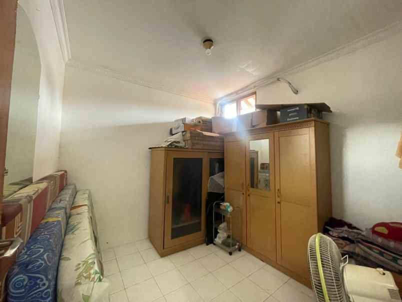 dijual rumah duren sawit