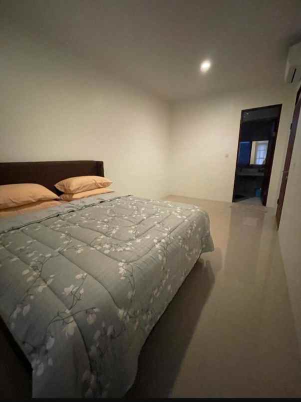 dijual rumah full furnish di ciwaruga bandung