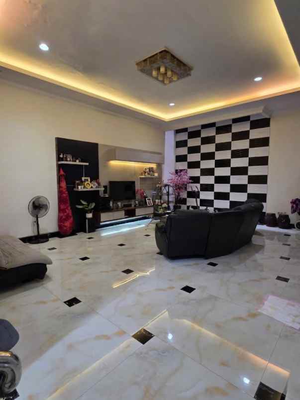 dijual rumah gading residence kelapa gading