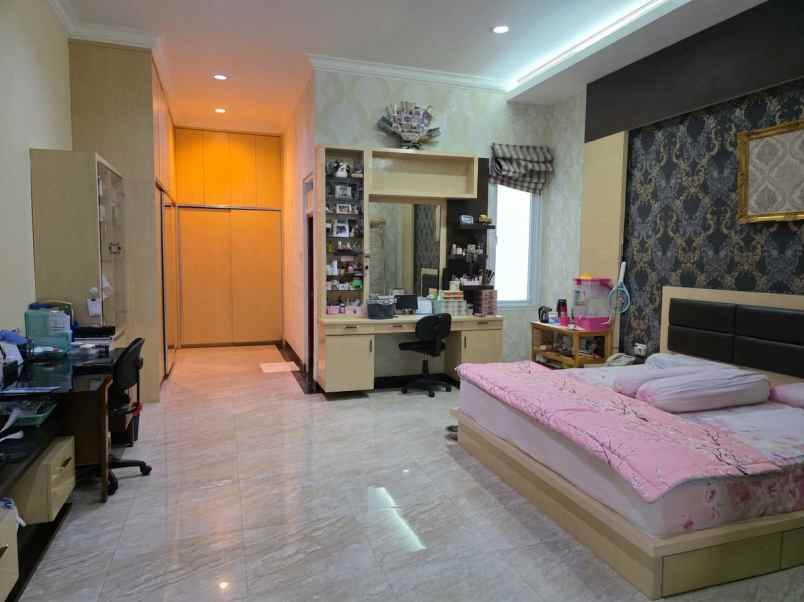 dijual rumah gading residence kelapa gading