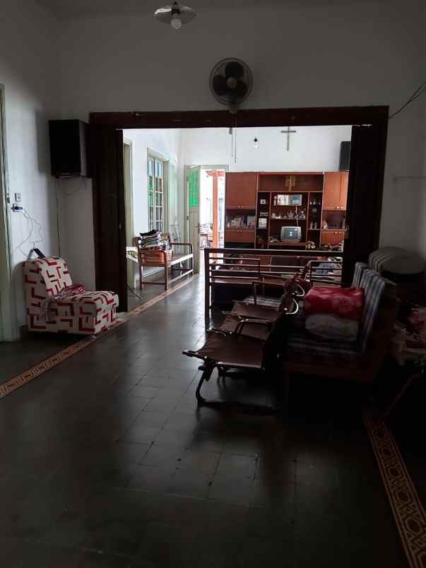 dijual rumah gatot subroto bandung