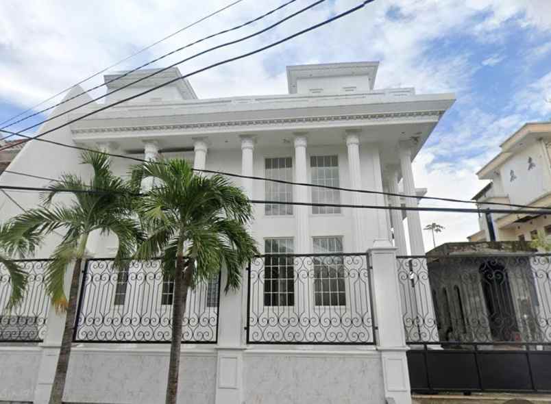 dijual rumah gayungsari barat