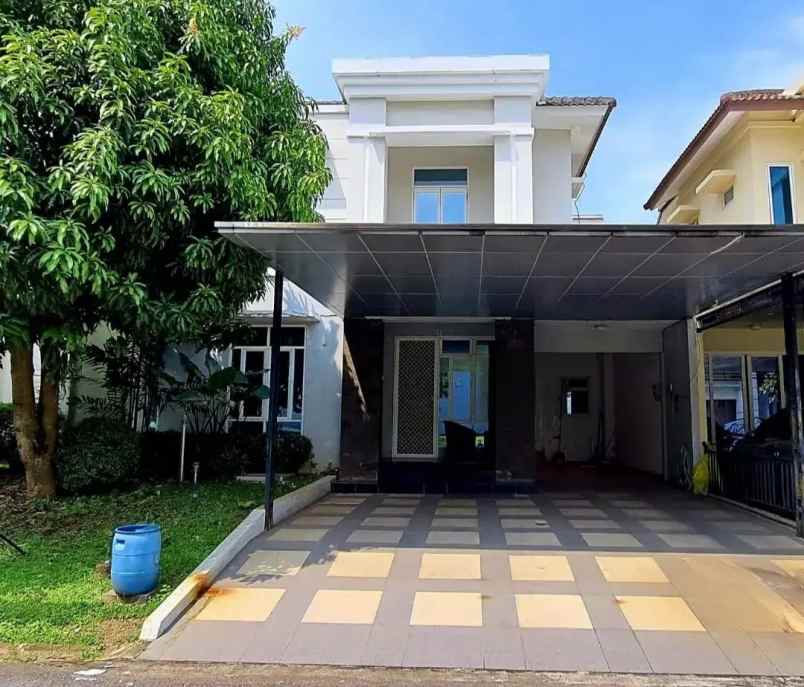 dijual rumah graha padma