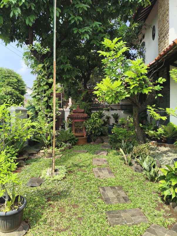 dijual rumah griya bintara indah blok