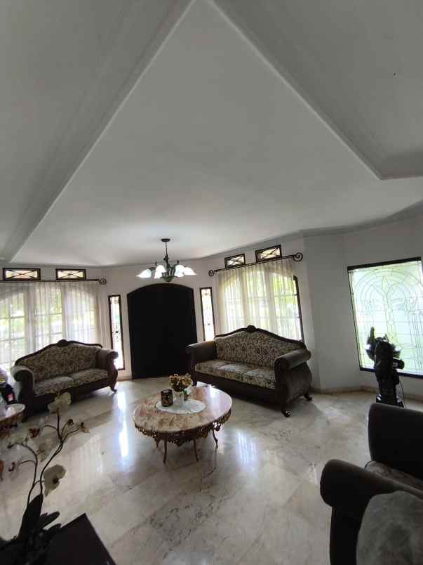 dijual rumah griya bintara indah blok