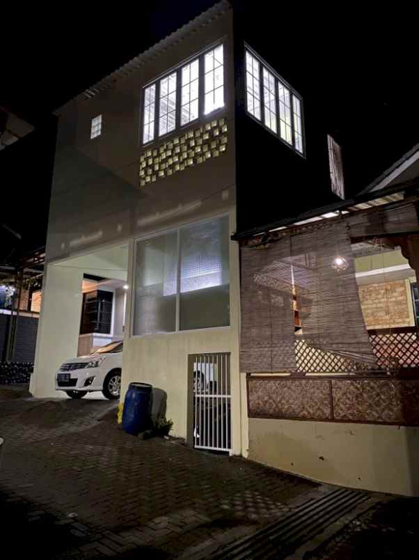 dijual rumah griya cihanjuang cimahi
