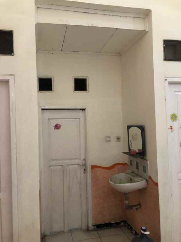 dijual rumah griya hintara indah