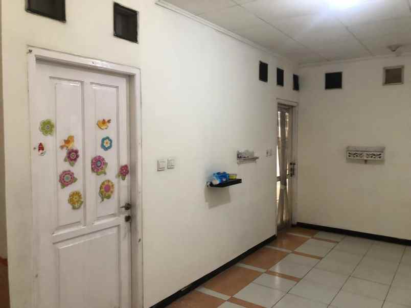 dijual rumah griya hintara indah