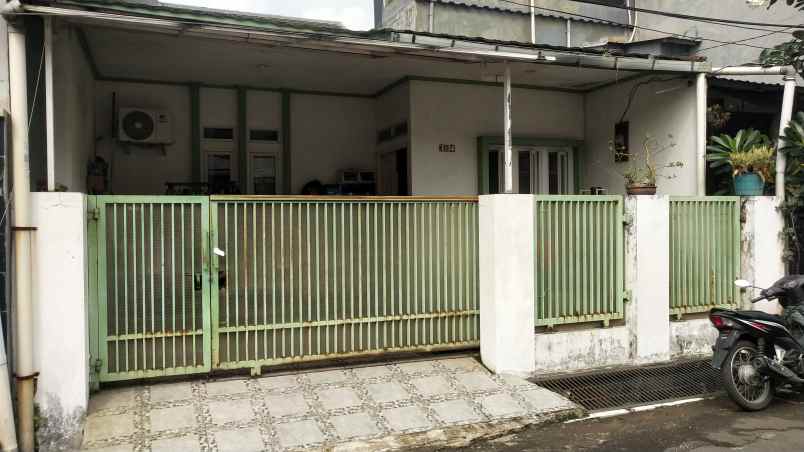 dijual rumah griya hintara indah