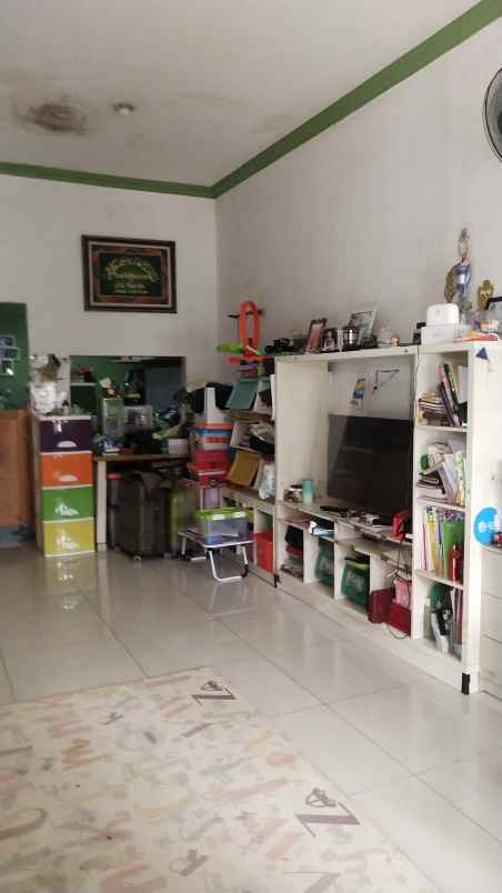 dijual rumah griya hintara indah