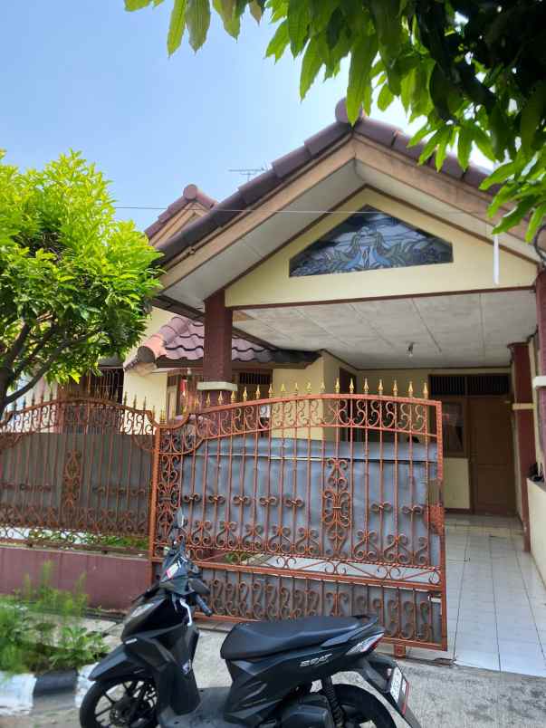 dijual rumah griya hintara indah