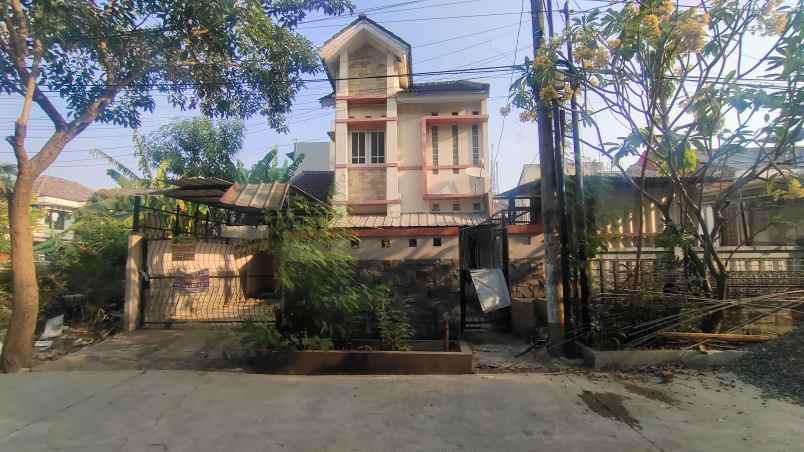 dijual rumah griya hintara indah
