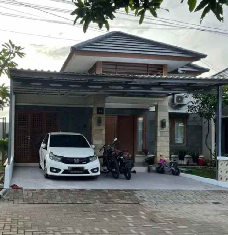 dijual rumah hook dan murah di bedahan sawangan depok