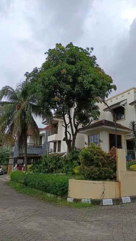 dijual rumah hunian bagus nyaman di pondok aren