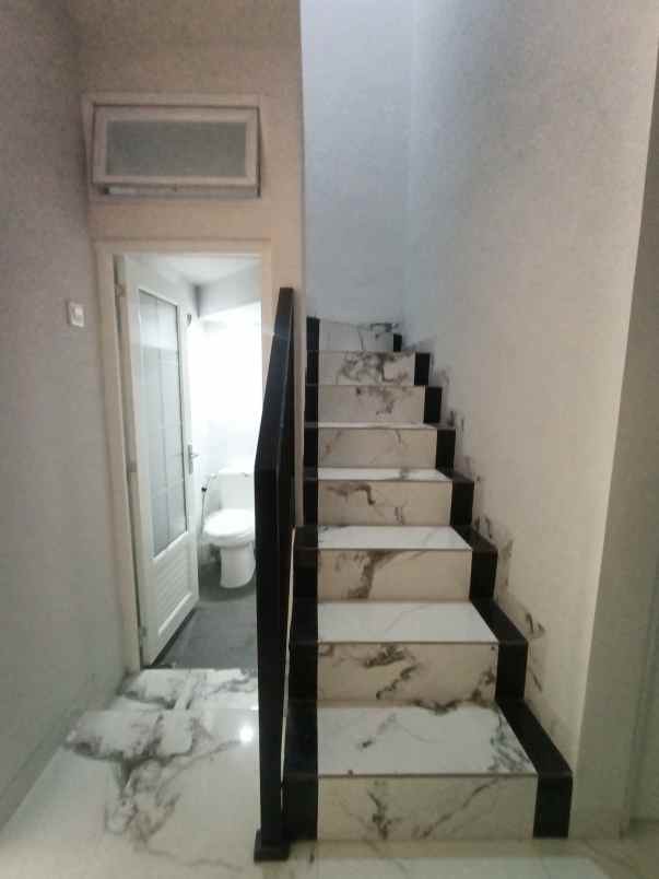 dijual rumah imperial gading jakarta utara