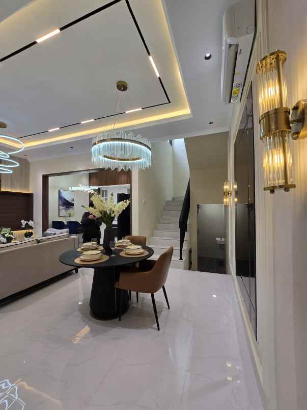 dijual rumah jaka sampurna bekasi