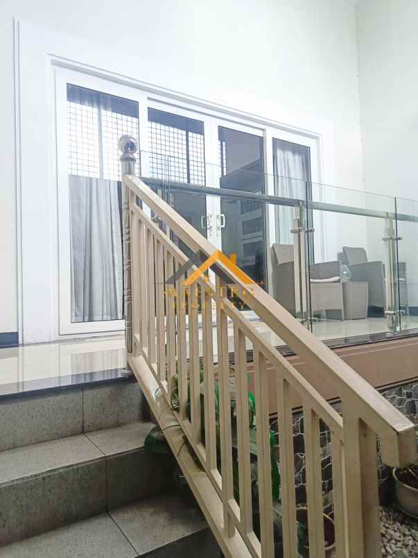 dijual rumah jalan bunga tanjung xi medan selayang