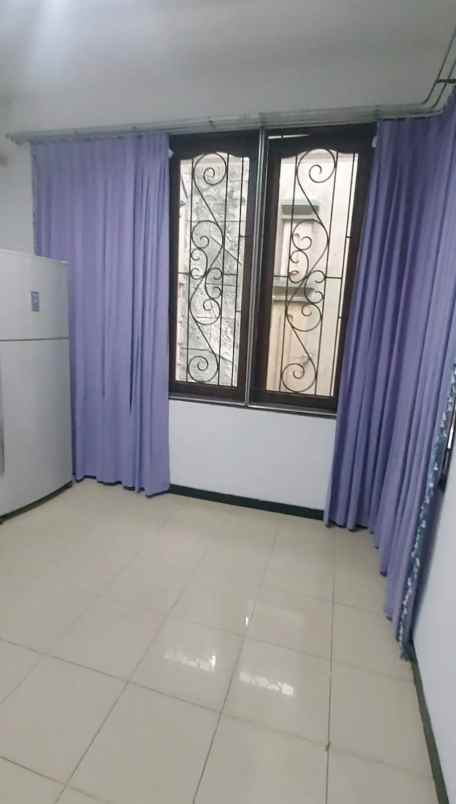 dijual rumah jalan galaxy bumi permai