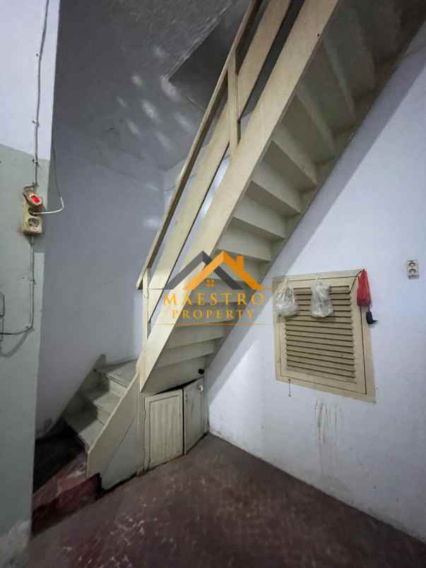 dijual rumah jalan harimau madong lubis