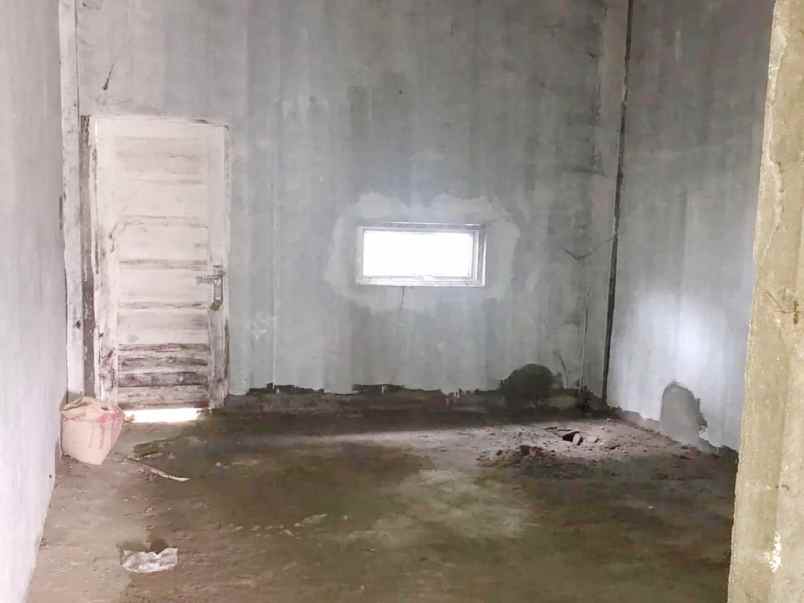 dijual rumah jalan kolonel yos sudarso