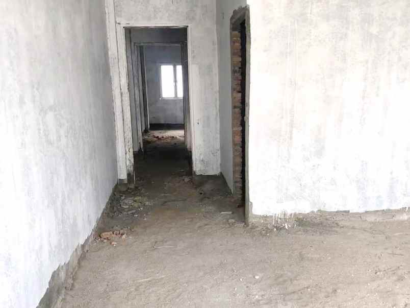dijual rumah jalan kolonel yos sudarso