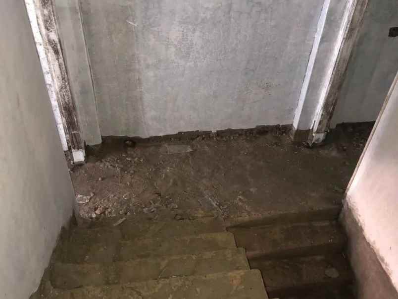 dijual rumah jalan kolonel yos sudarso