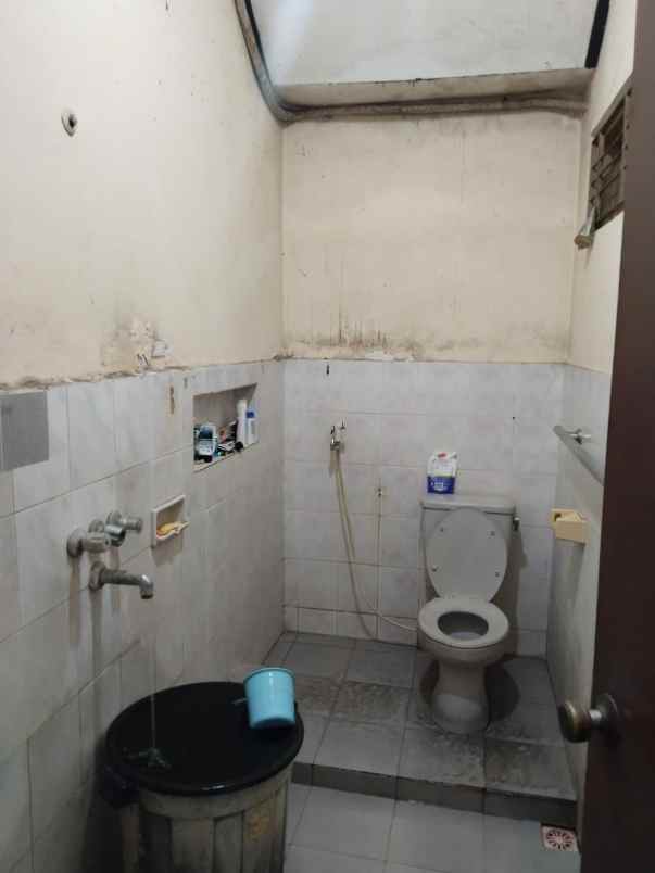 dijual rumah jalan nangka utara