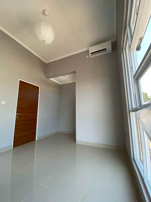 dijual rumah jalan palakali beji