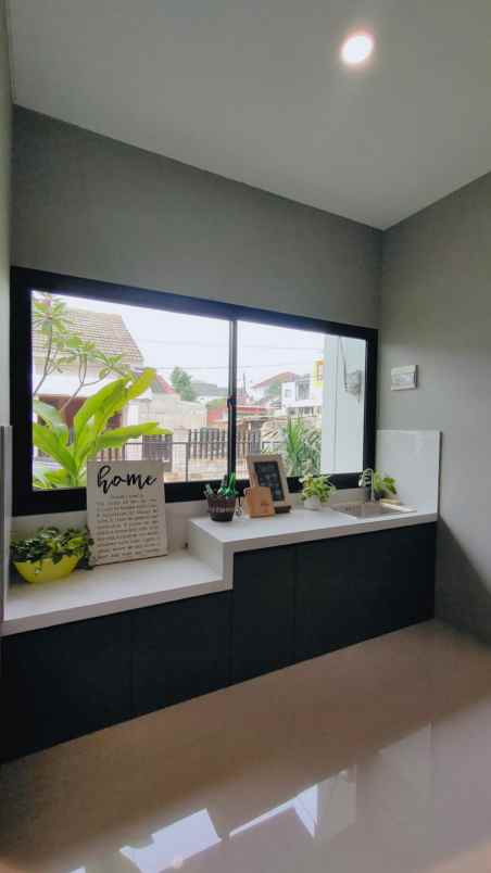 dijual rumah jalan raya ciater bsd serpong