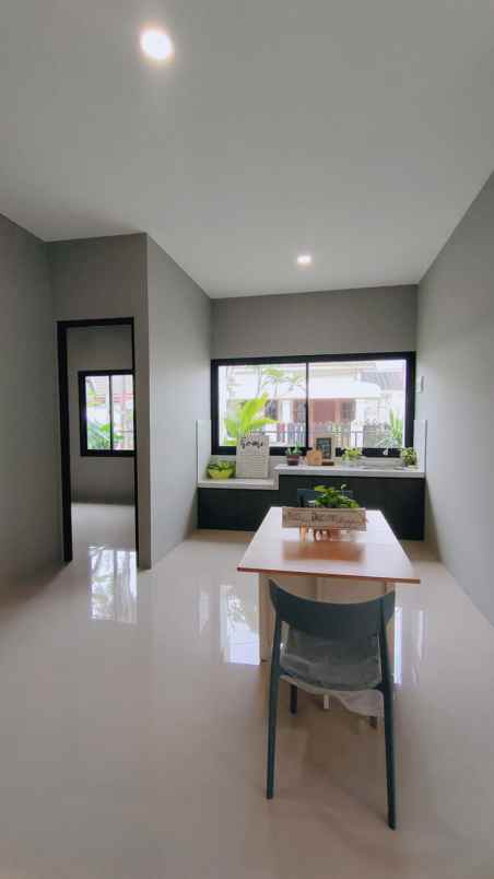 dijual rumah jalan raya ciater bsd serpong
