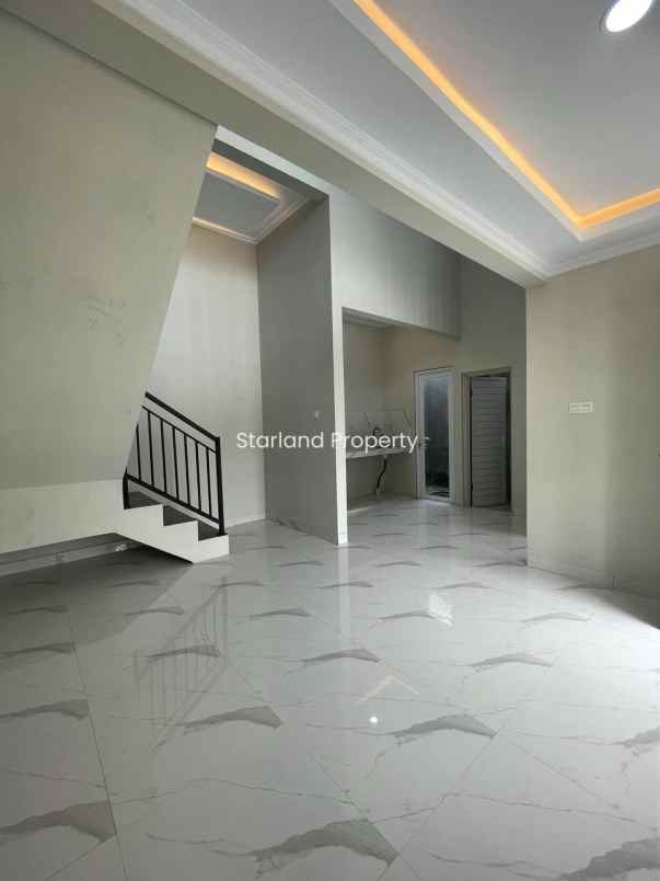 dijual rumah jalan raya ciputat