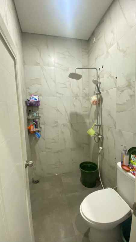 dijual rumah jambangan