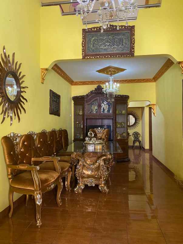 dijual rumah janur asri