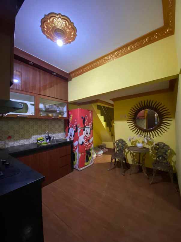 dijual rumah janur asri