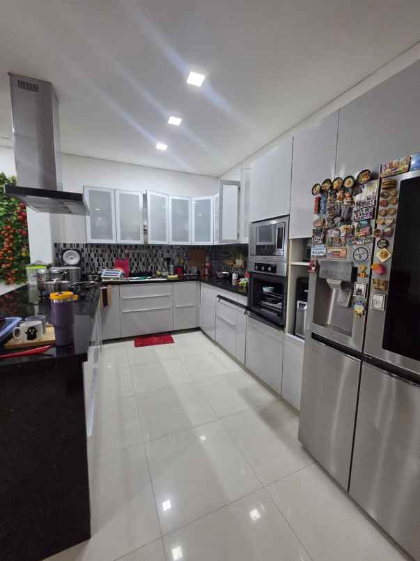 dijual rumah janur elok kelapa gading