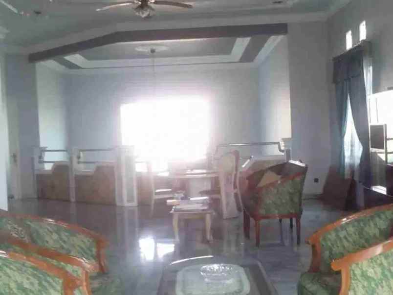 dijual rumah jatiwaringin