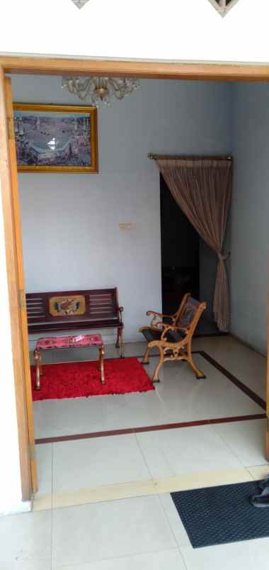 dijual rumah jemursari