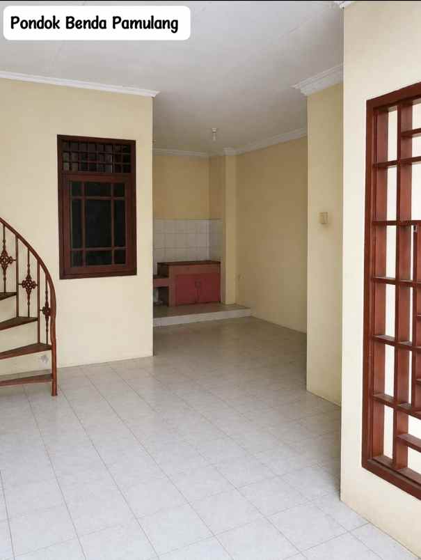 dijual rumah jl benda timur