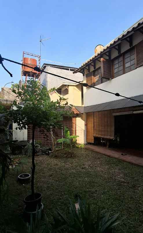 dijual rumah jl cendrawasih bintaro kec