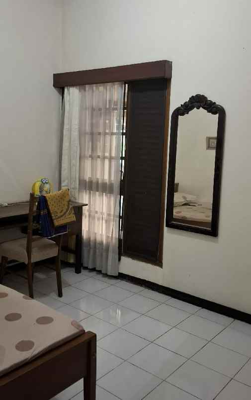 dijual rumah jl cendrawasih bintaro kec